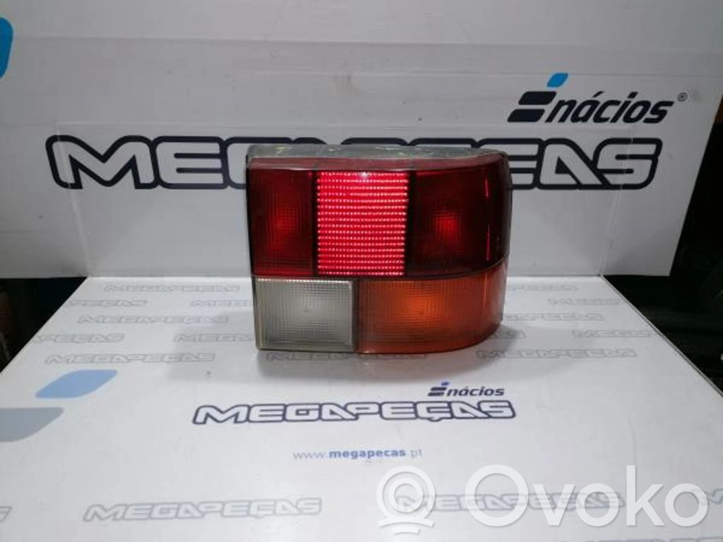 Renault 19 Tailgate rear/tail lights 
