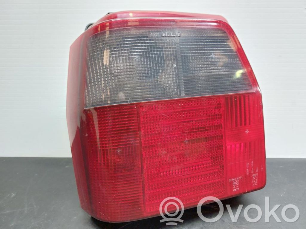 Fiat Uno Luces portón trasero/de freno 