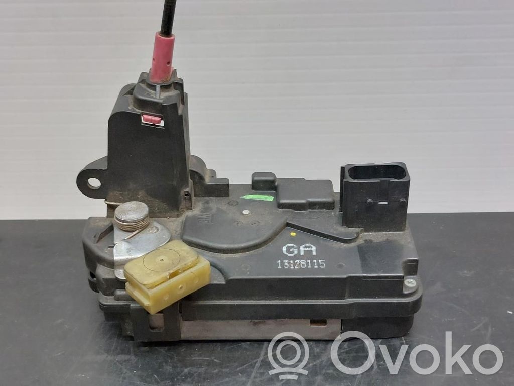 Opel Astra H Rear door lock 