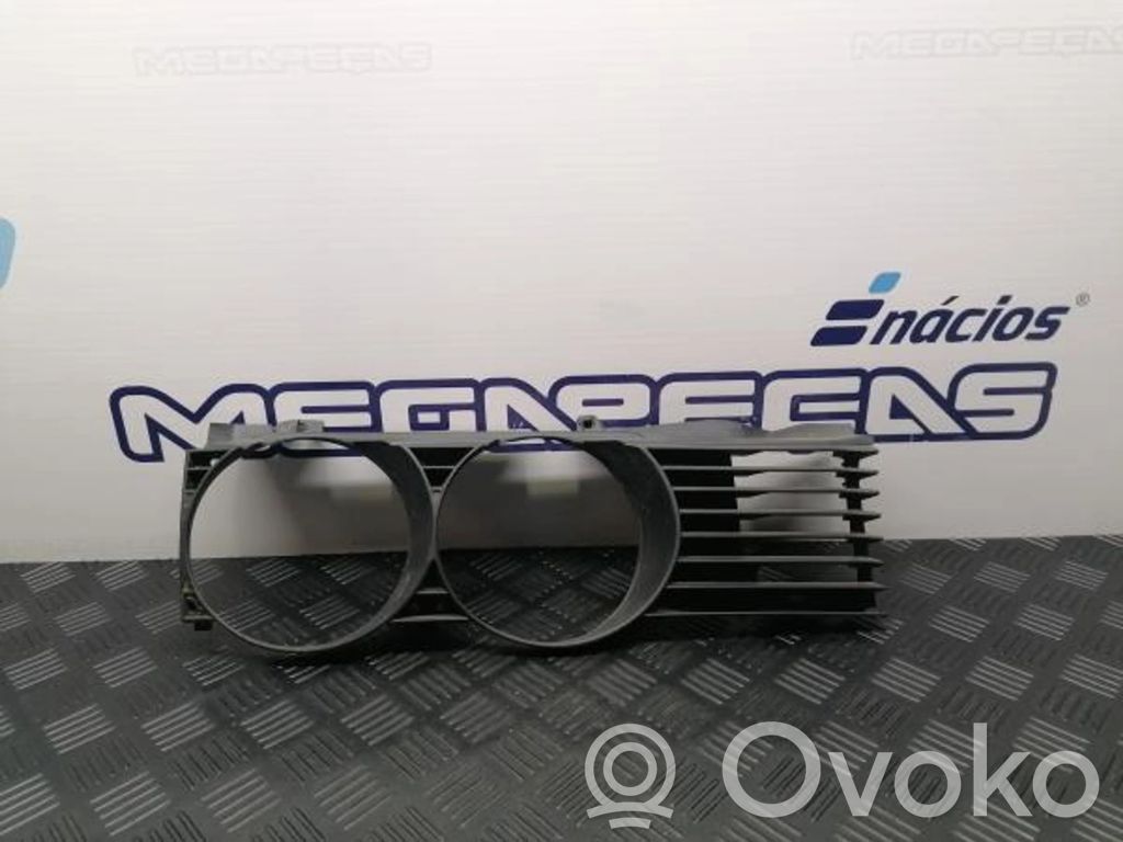 BMW 7 E32 Rejilla delantera 