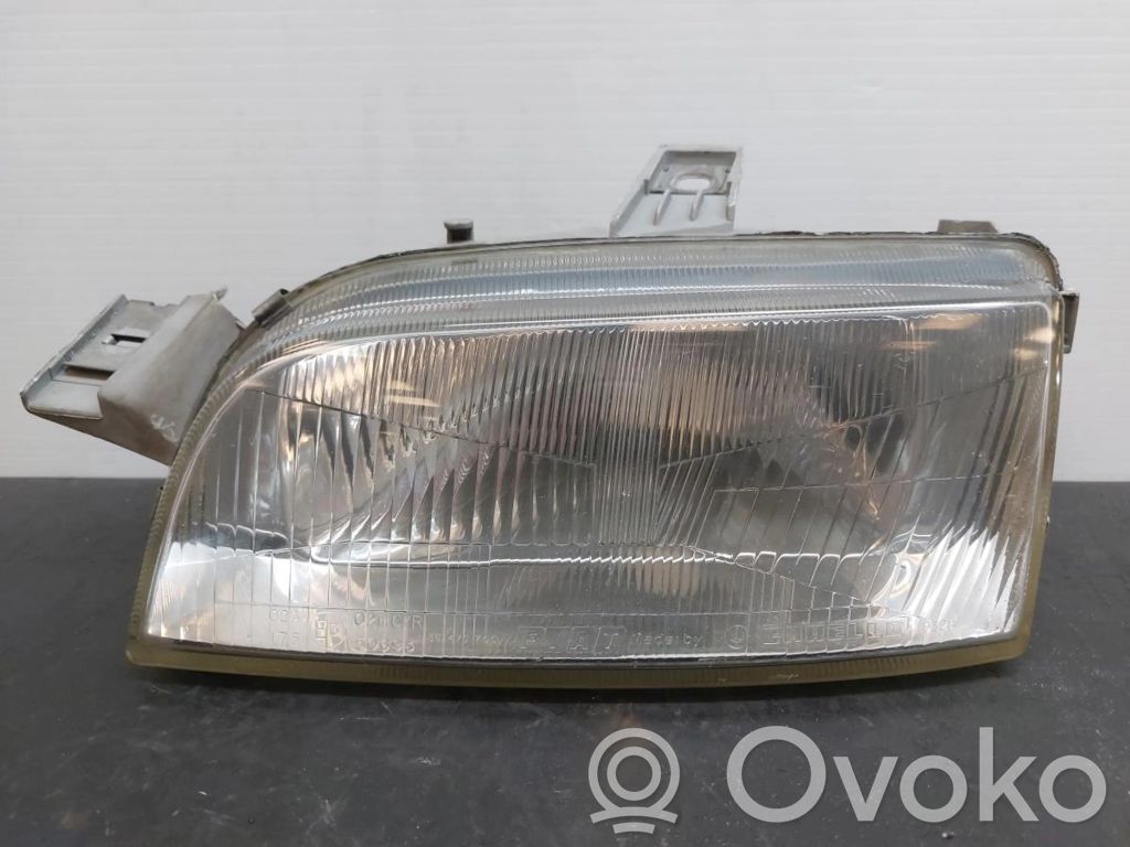 Fiat Punto (176) Faro/fanale 