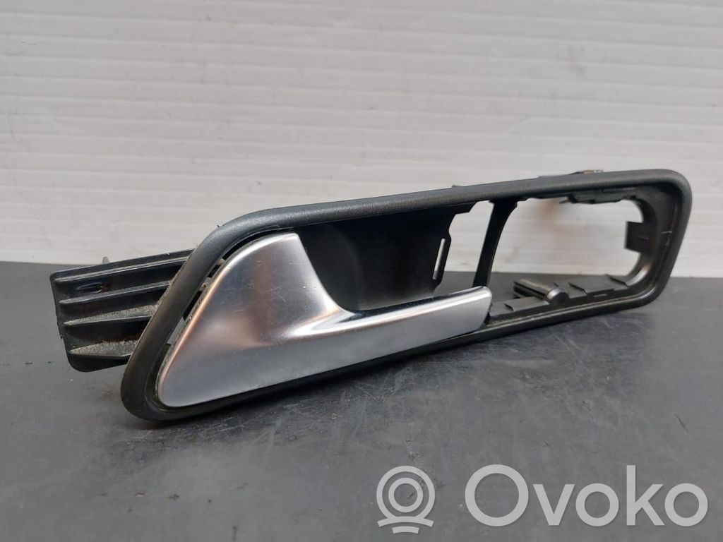 Manecilla interna puerta delantera   1T1837113D
