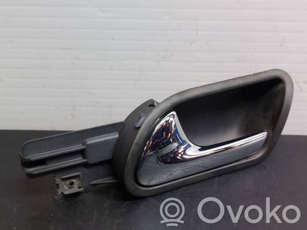 Volkswagen Golf V Manecilla externa puerta trasera 