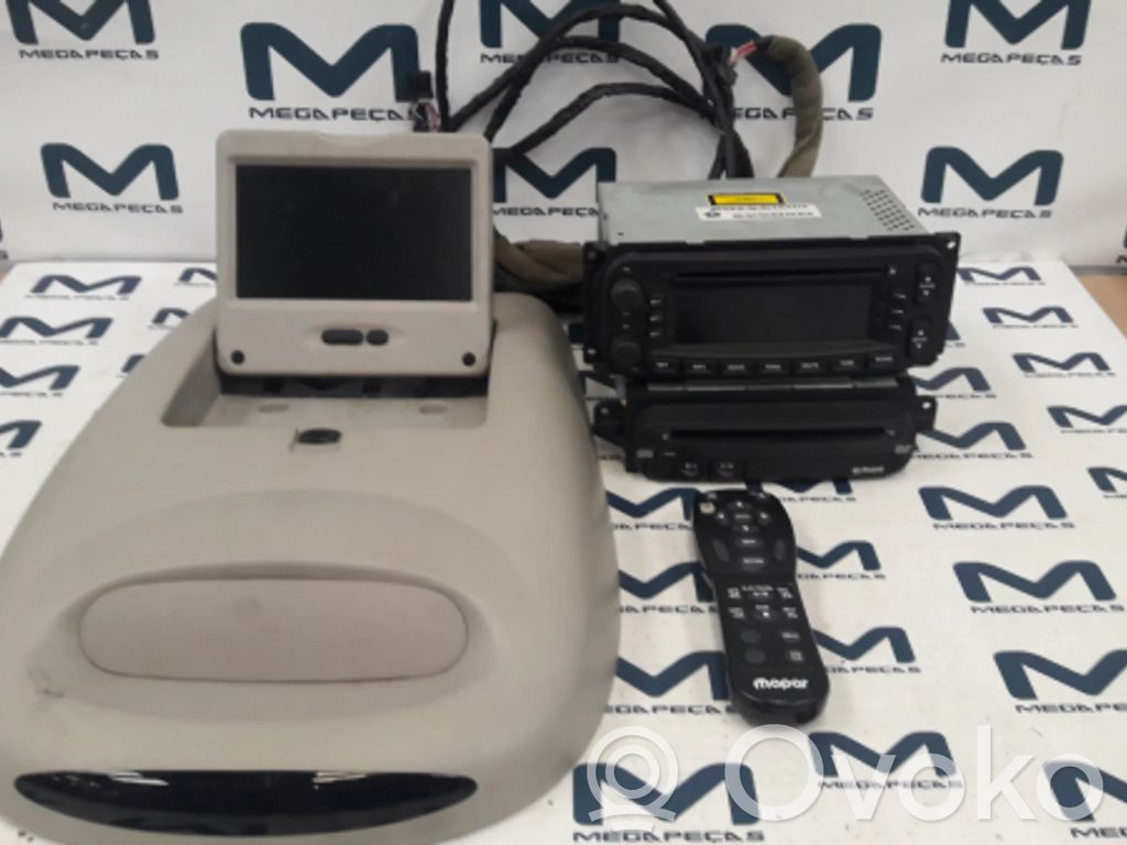 Chrysler Voyager Unitate principală radio/CD/DVD/GPS 