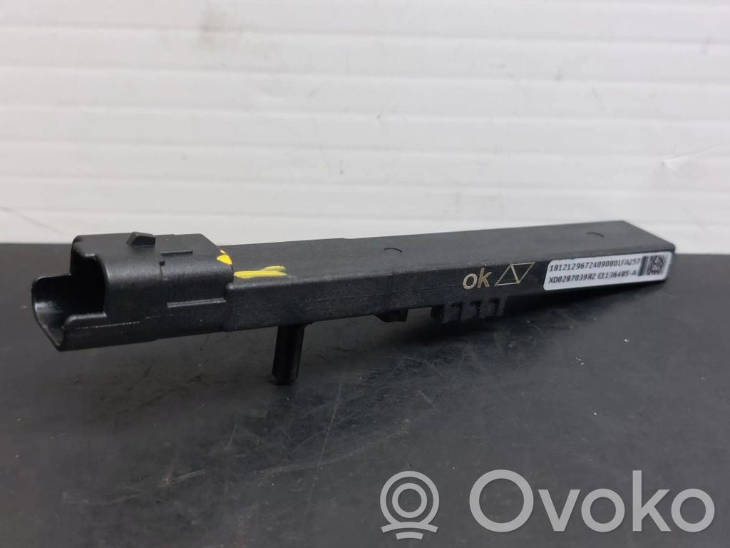 Peugeot 3008 II Antenos stiprintuvas 