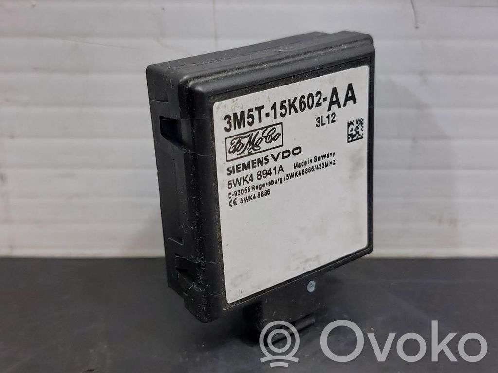 Antenos stiprintuvas   3M5T15K602AA,5WK48941A
