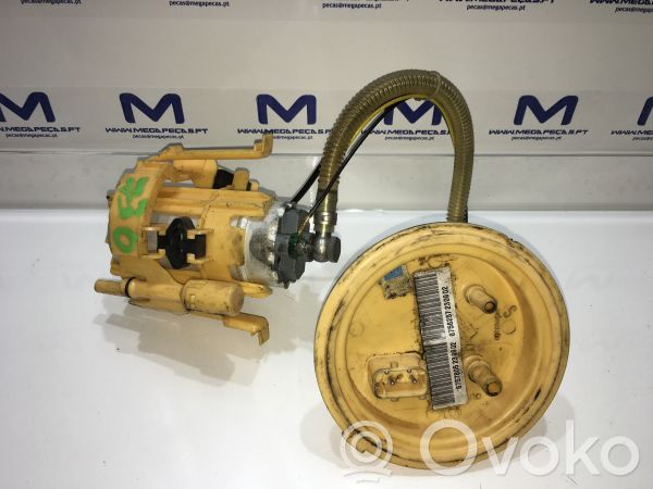 BMW 7 E65 E66 Pompe à carburant 