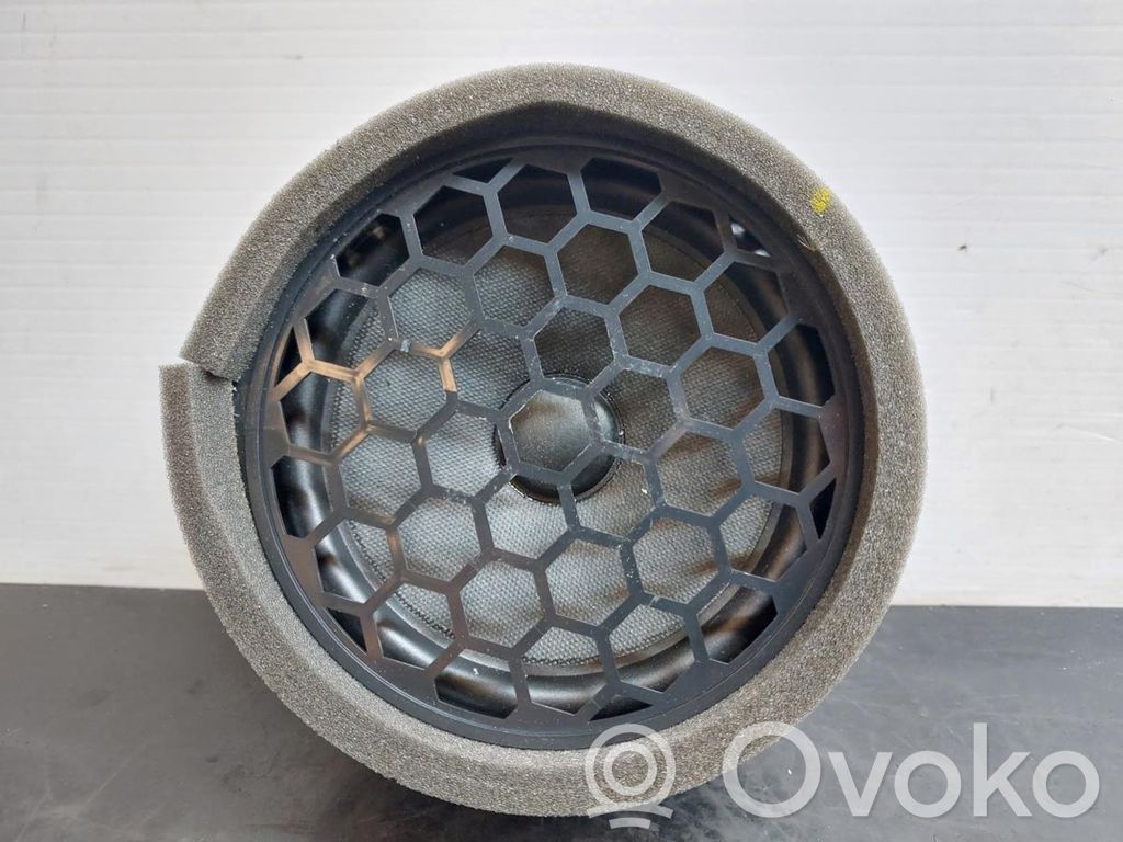 Skoda Kodiaq Paneelikaiutin