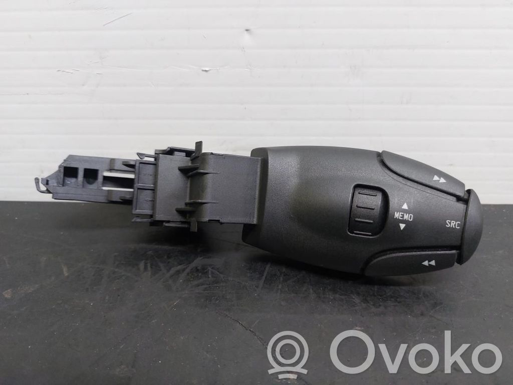 Sound control switch   96538073XT
