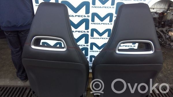 Mercedes-Benz A W176 Sitze komplett