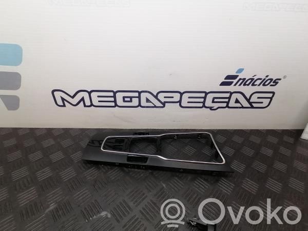 Peugeot 508 Rivestimento in plastica cornice della leva del cambio 