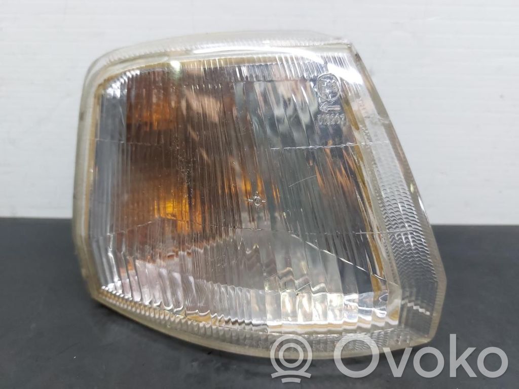 Peugeot 106 Indicatore di direzione paraurti anteriore 