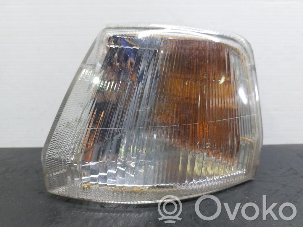 Peugeot 106 Priekšējā bufera pagrieziena rādītājs 