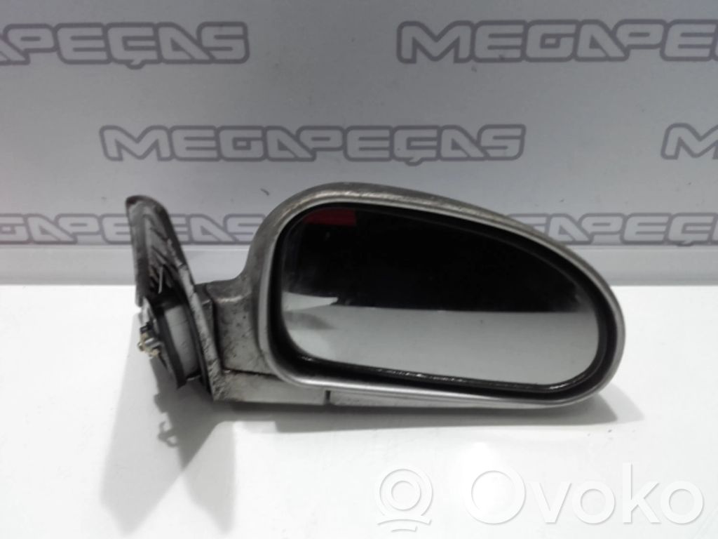 Hyundai Coupe Front door electric wing mirror 