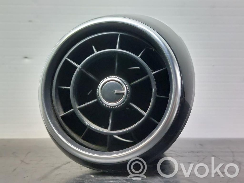 Audi A1 Griglia di ventilazione centrale cruscotto