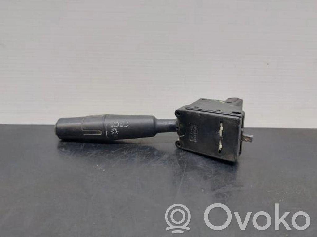 Peugeot 106 Autres commutateurs / boutons / leviers 