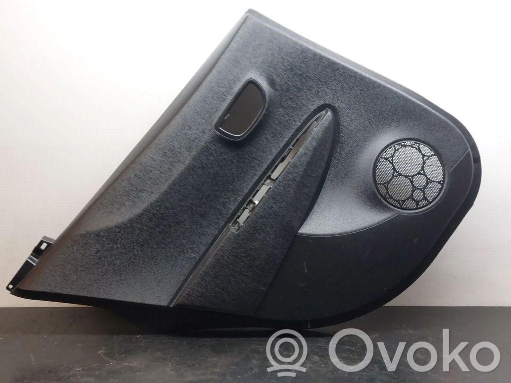 Toyota Yaris Rivestimento del pannello della portiera posteriore