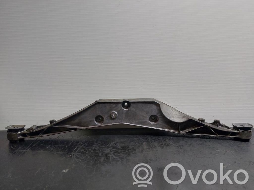 Holder (bracket)   33366852896,33366858474,6852896,6858474