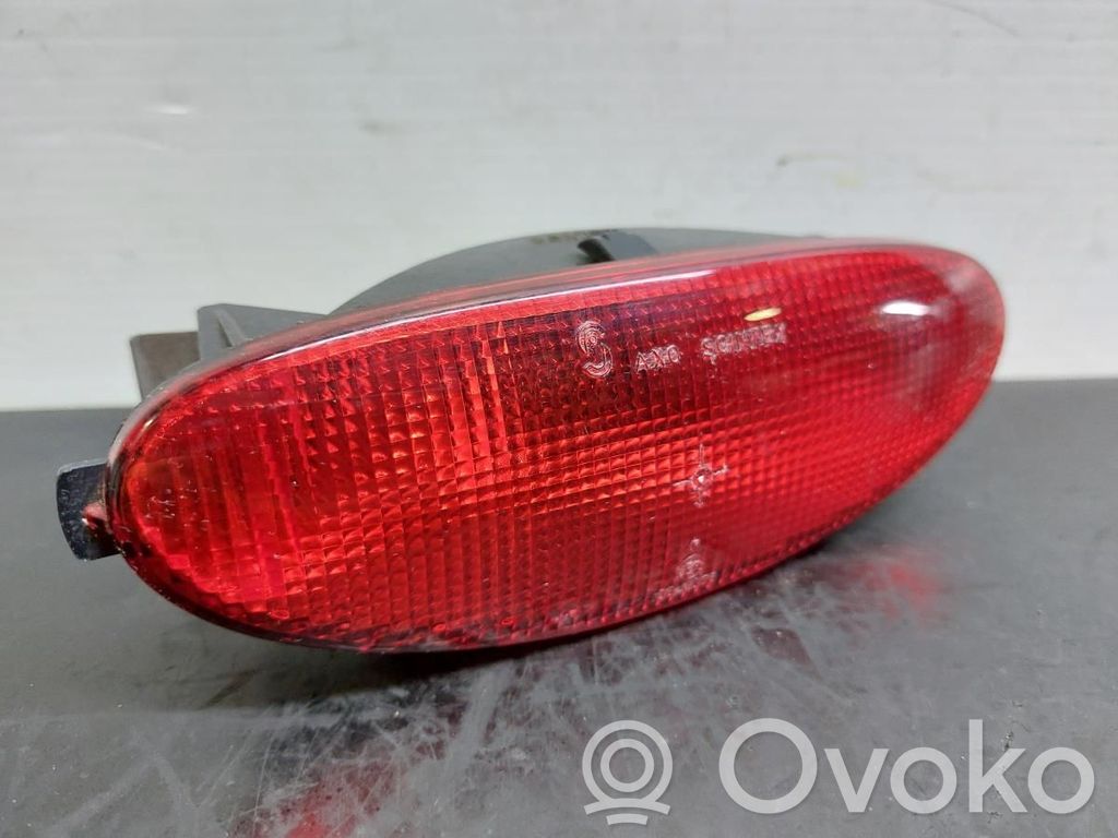 Peugeot 206 Miglas lukturis aizmugurē 