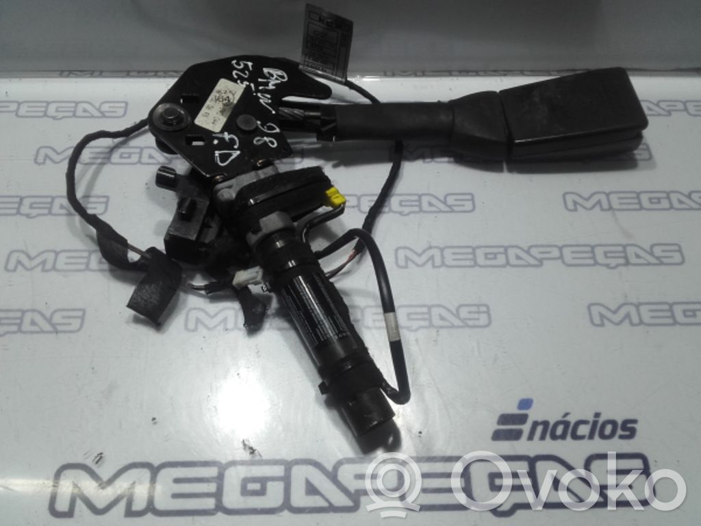 BMW 5 E39 Kita salono detalė 