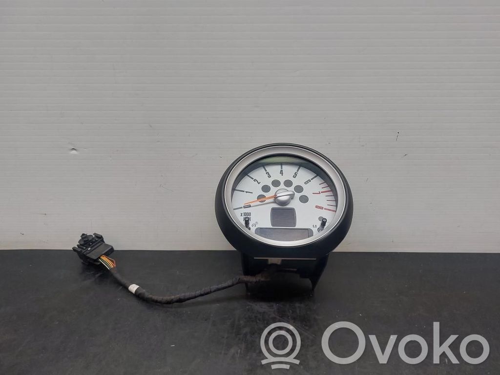 Tachometer   9139516