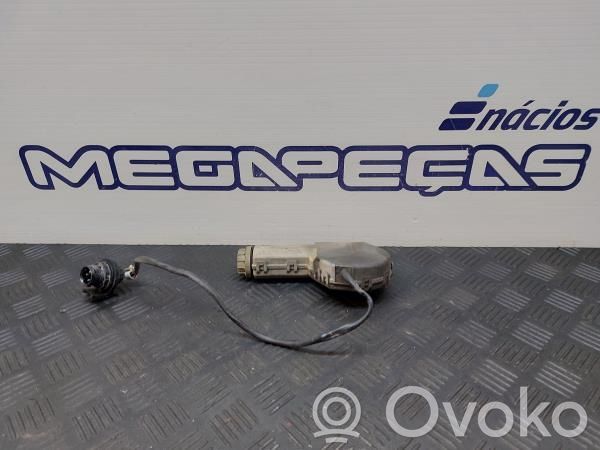 BMW 8 E31 Moteur de réglage du niveau des phares 