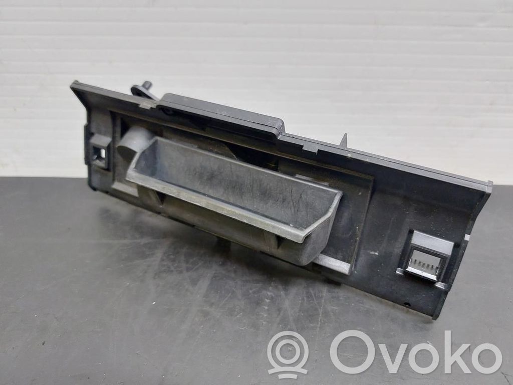 Peugeot 206 Tailgate/trunk/boot exterior handle 