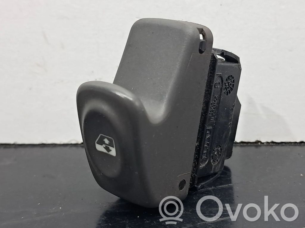 Renault Clio II Interrupteur commade lève-vitre 