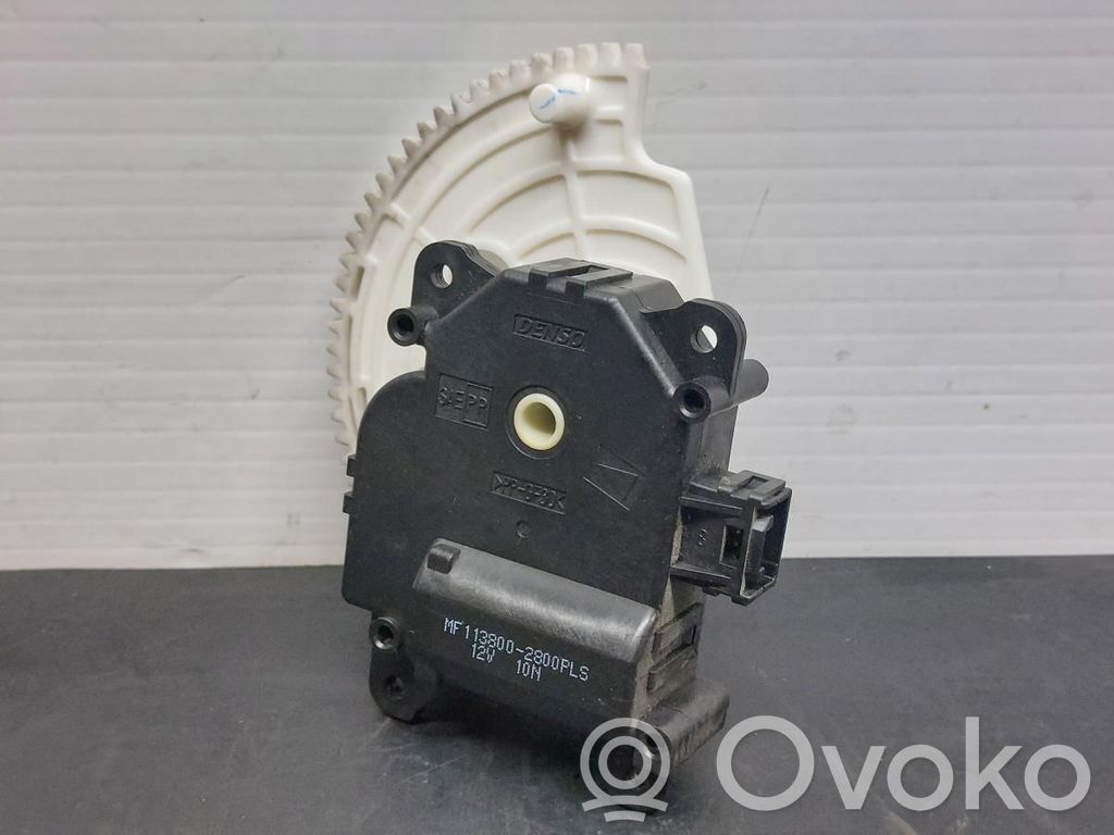 Toyota Avensis T270 Motor/actuator clapetă aer 