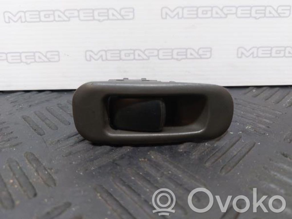Mitsubishi Lancer Interrupteur commade lève-vitre 