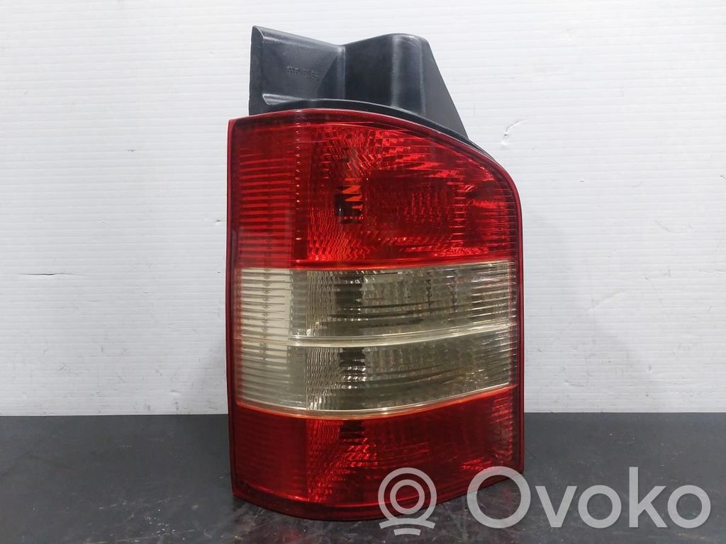 Volkswagen Transporter - Caravelle T5 Lampy tylnej klapy bagażnika