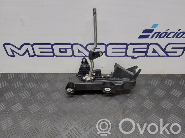 Sélecteur / levier de vitesse   4M5R7C453DA