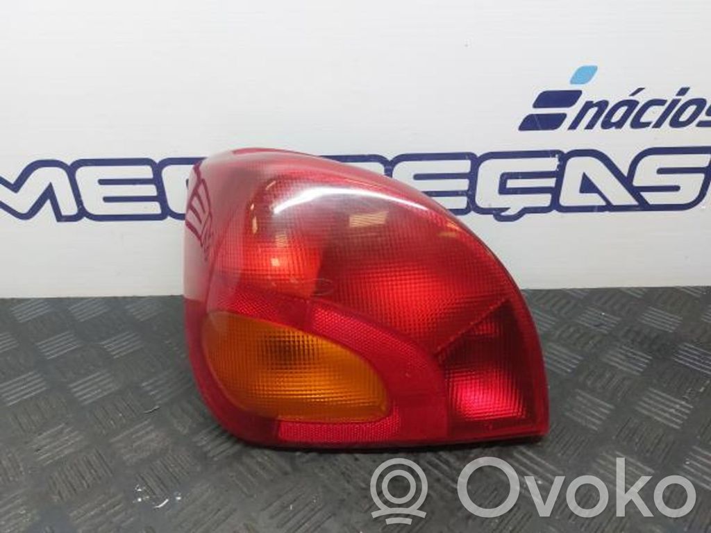 Ford Fiesta Takaluukun takavalot 