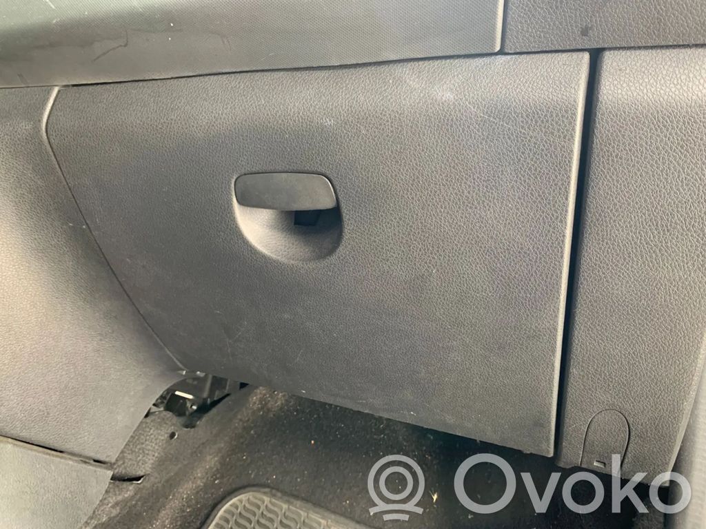 Handschuhfach   685116430R