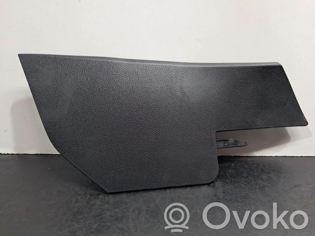 Toyota RAV 4 (XA50) Altra parte interiore