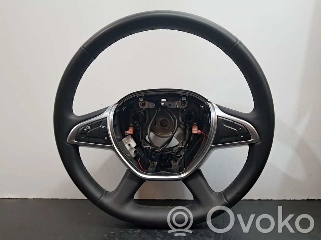 Dacia Duster II Steering wheel 