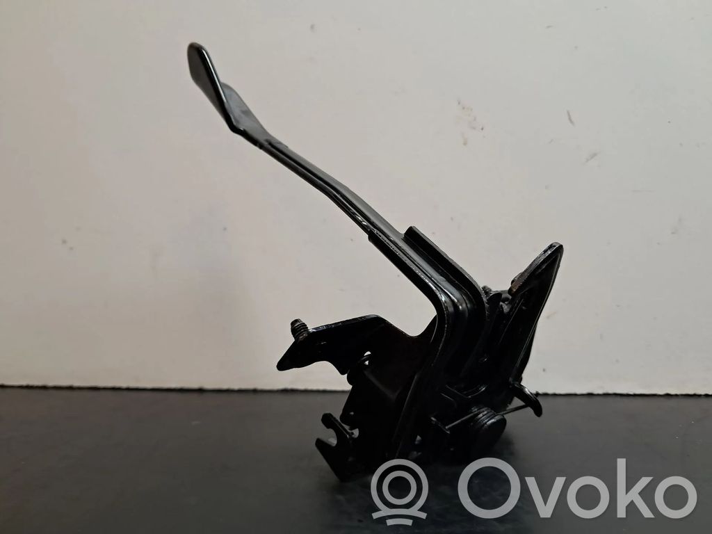 Hyundai ix20 Rygiel / Zaczep zamka pokrywy przedniej / maski silnika