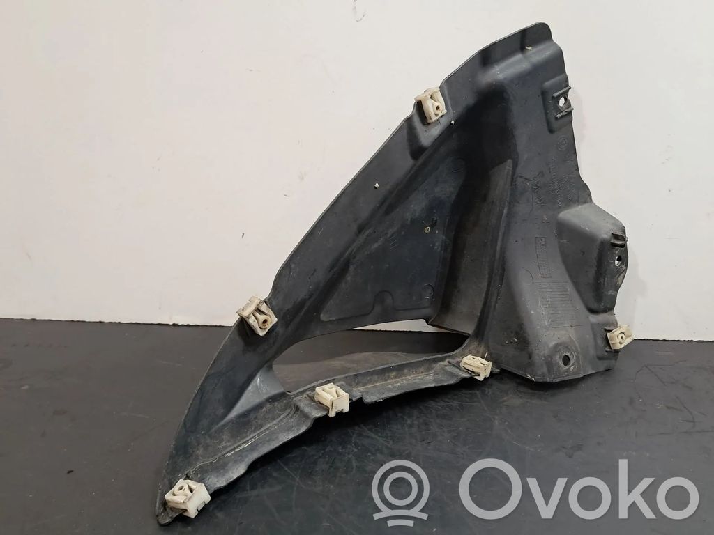 BMW X5M F85 Altra parte interiore 