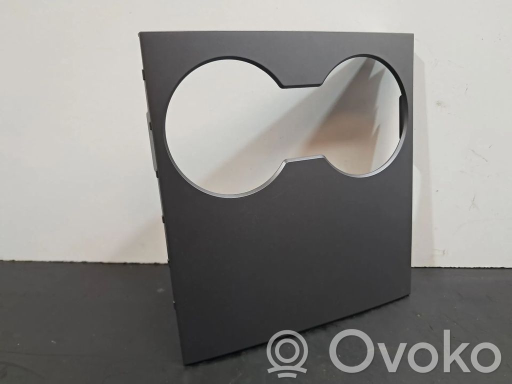 Tesla Model Y Radio/GPS head unit trim 