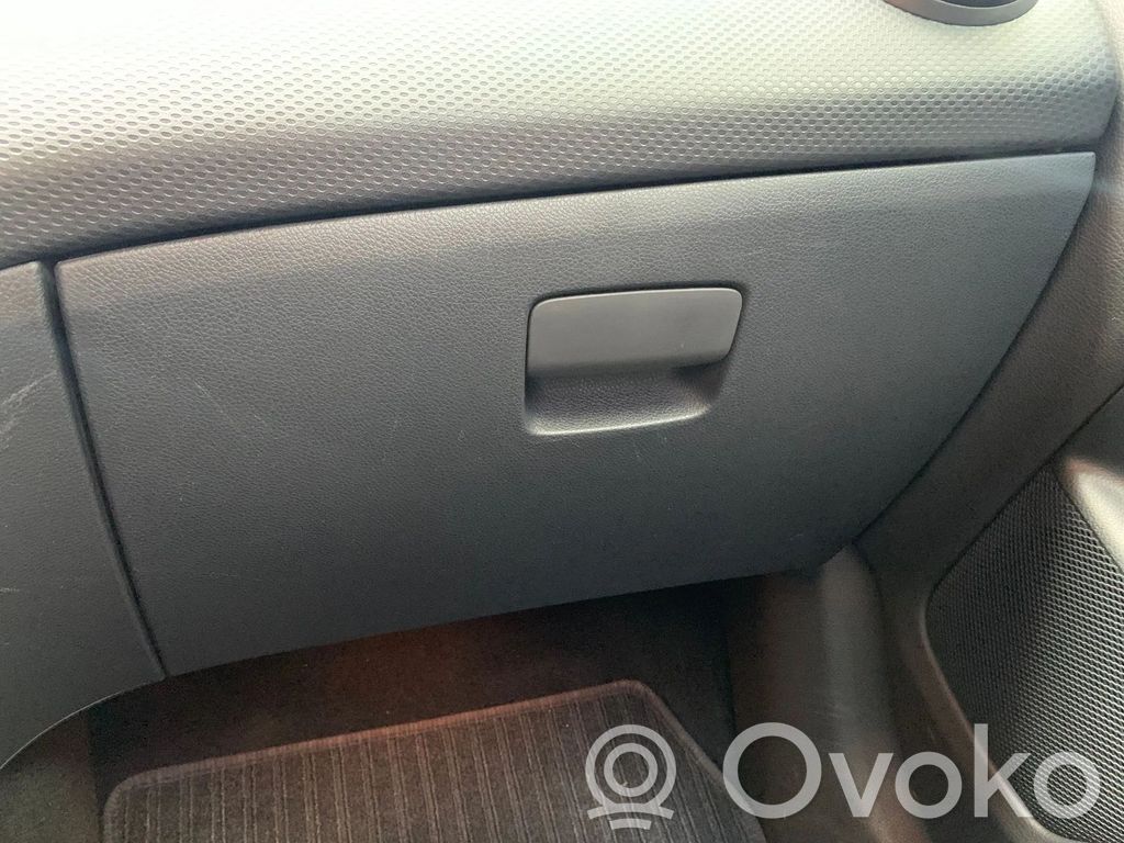Mercedes-Benz A W176 Vano portaoggetti 