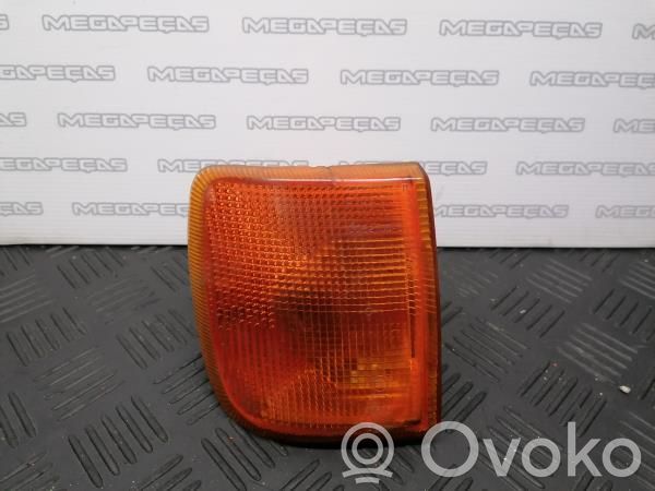 Ford Courier Blinker vorne Stoßstange 