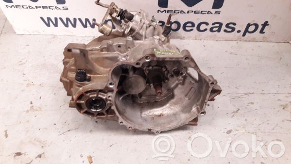 Mitsubishi Lancer Manualna 5-biegowa skrzynia biegów 