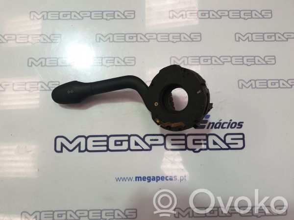 Volkswagen Polo III 6N 6N2 6NF Leva/interruttore dell’indicatore di direzione e tergicristallo 