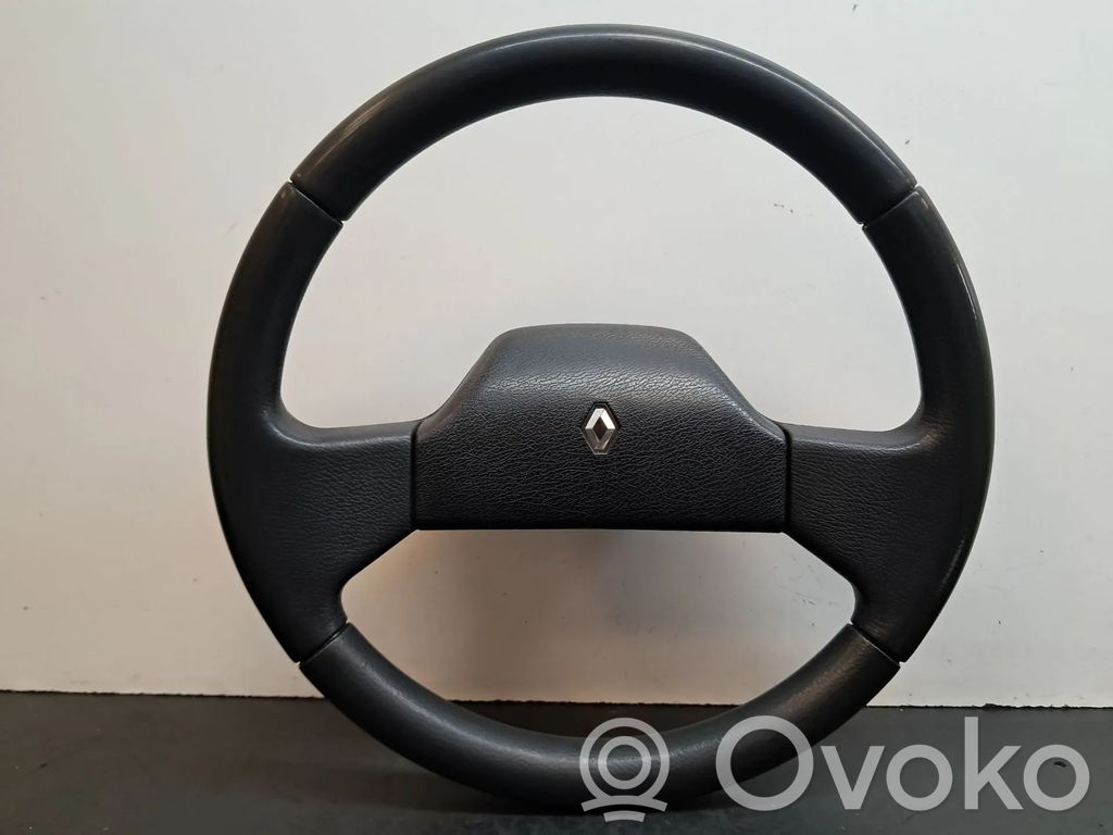 Renault Clio I Vairas 