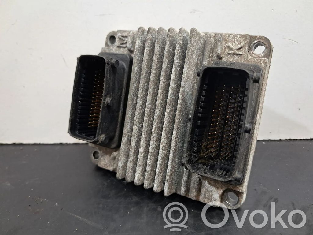 Opel Combo C Engine control unit/module 