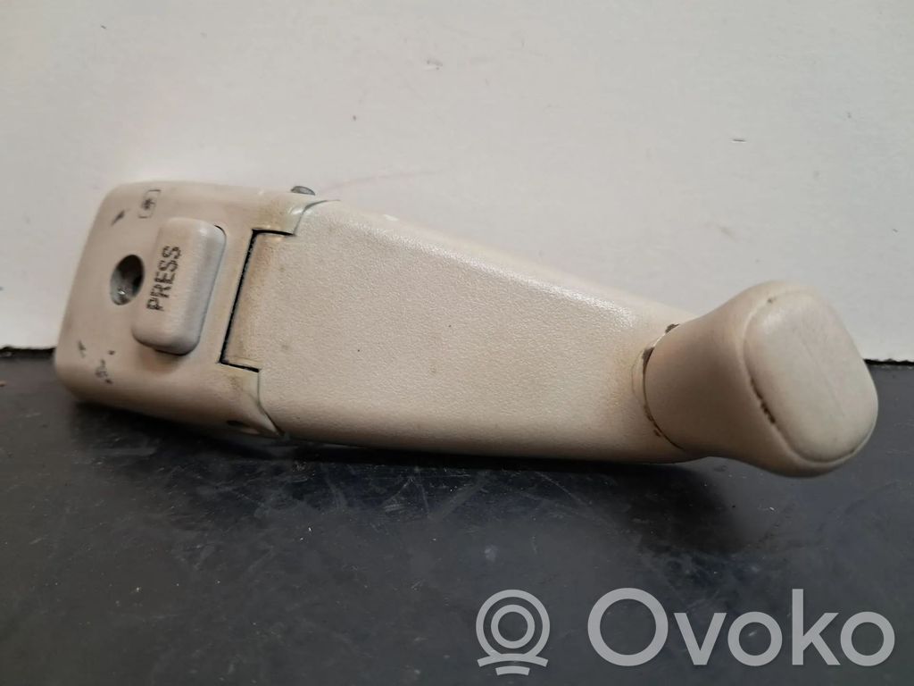 Opel Corsa B Priekinio lango atidarymo rankenėlė 
