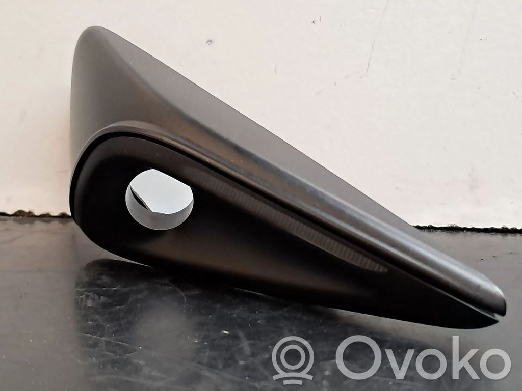 Tesla Model Y Front bumper turn signal 