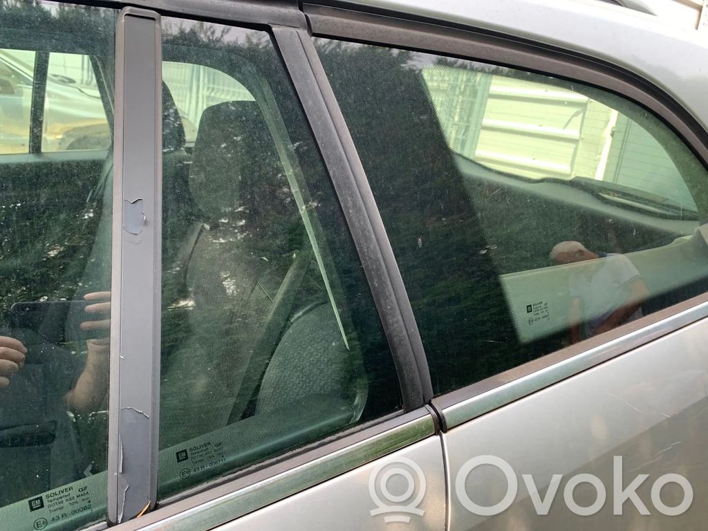 Rear side window   43R06711