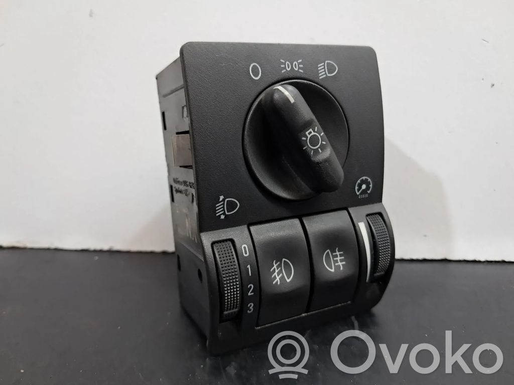 Light switch   9116608NX