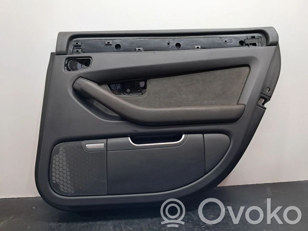 Audi A8 S8 D3 4E Apšuvums aizmugurējām durvīm 